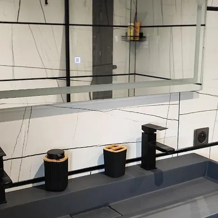 En Toute Simplicité Bed & Breakfast 3*